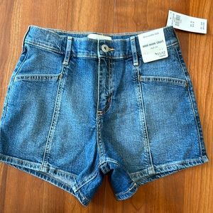 Abercrombie Kids mini mom shorts size 11/12. New with tags.